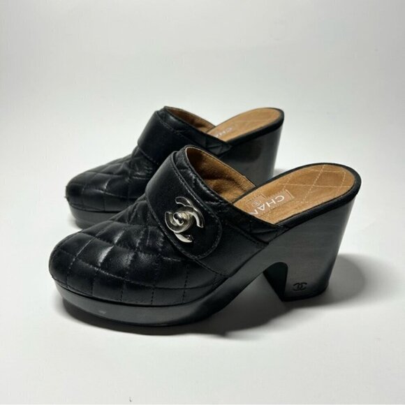 Chanel Black Clog Quilted Mule Leather Turn Lock Size 37.5 - Picture 2 of 14